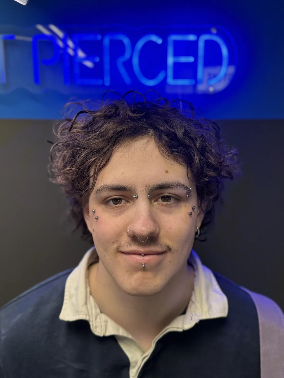 Piercing Nürnberg – Kunde mit Ohrpiercings